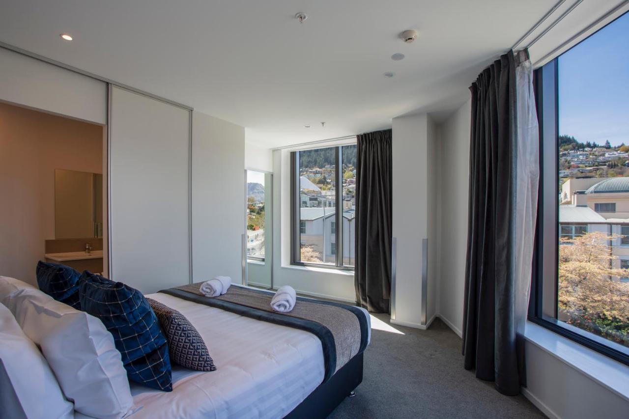Ramada By Wyndham Queenstown Central Exterior foto
