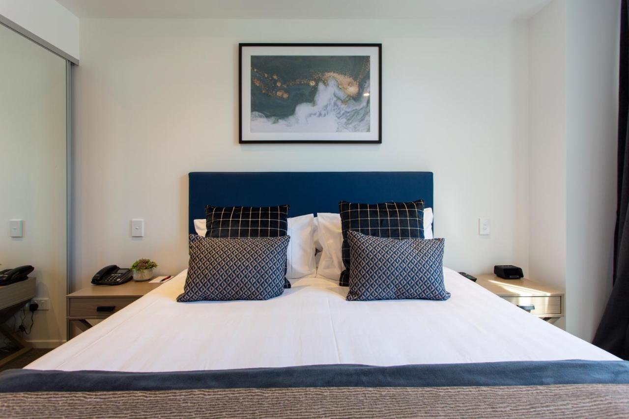 Ramada By Wyndham Queenstown Central Exterior foto