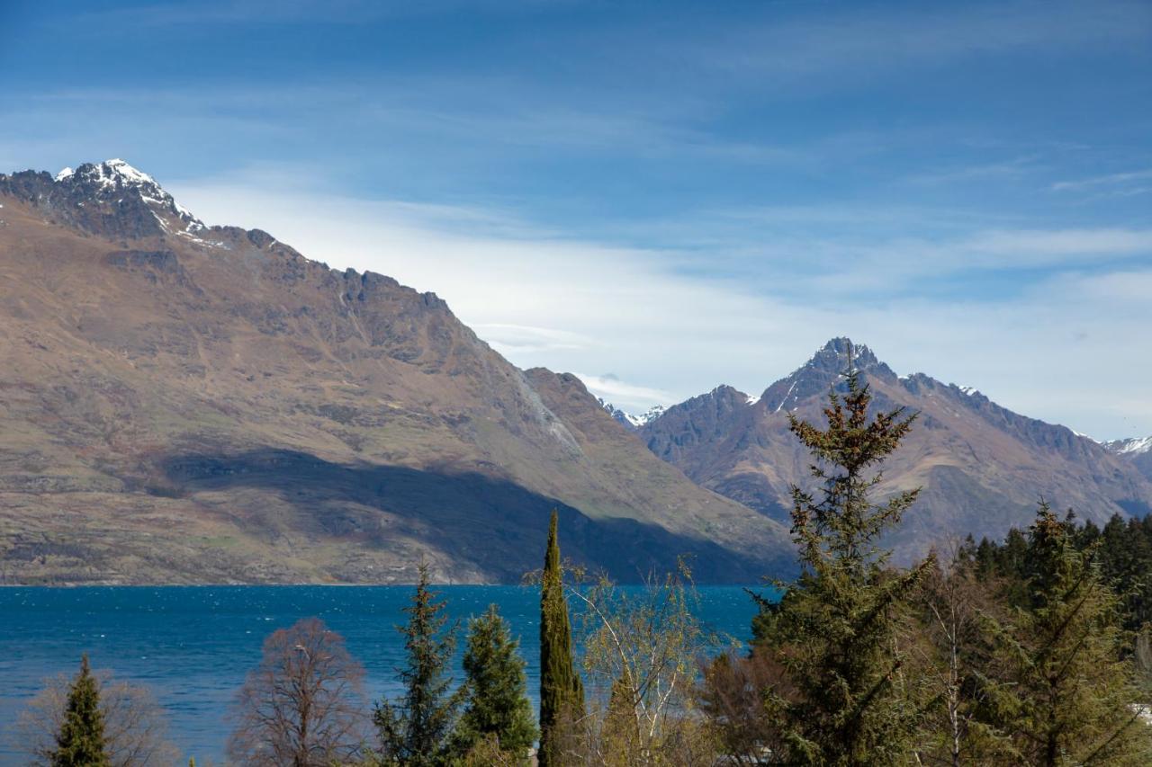 Ramada By Wyndham Queenstown Central Exterior foto